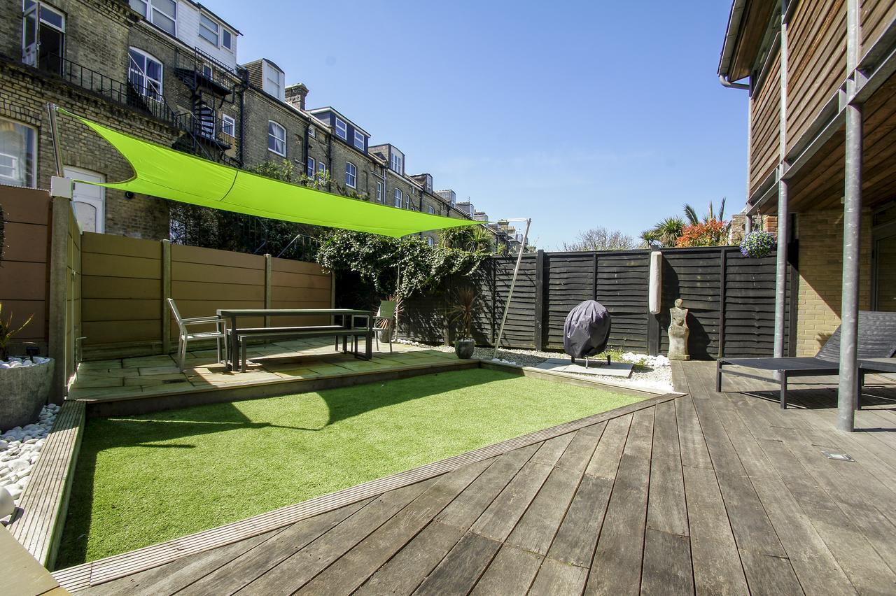 The Edge - Parking - By Brighton Holiday Lets ภายนอก รูปภาพ